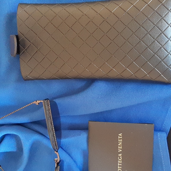 Bottega Veneta Cat eye sunglasses - Picture 11 of 13